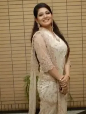 Russian Call Girls in Dwarka Sector-8